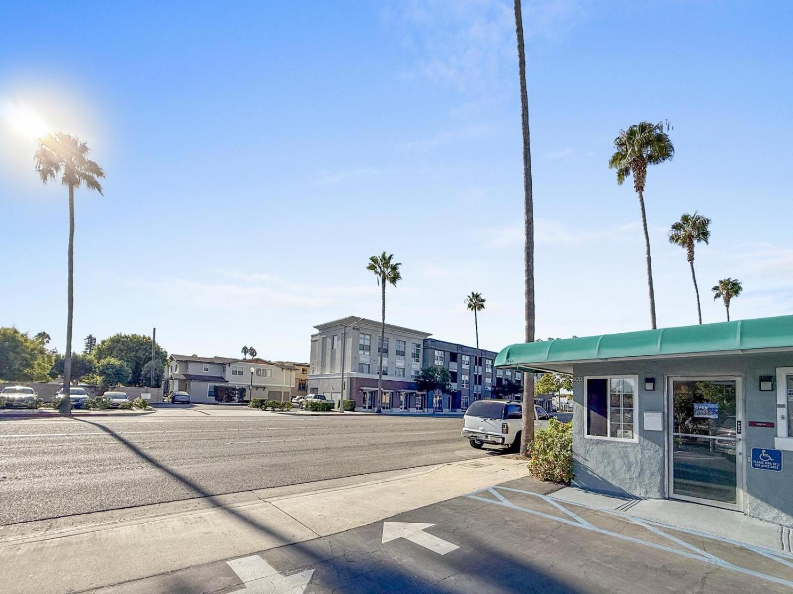 Super 7 Motel - Anaheim Packing District & Disneyland Экстерьер фото