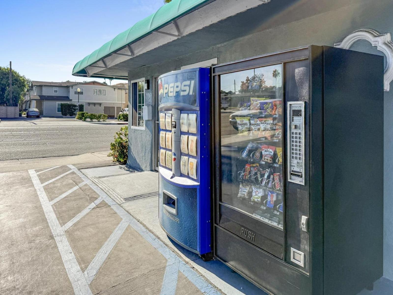 Super 7 Motel - Anaheim Packing District & Disneyland Экстерьер фото