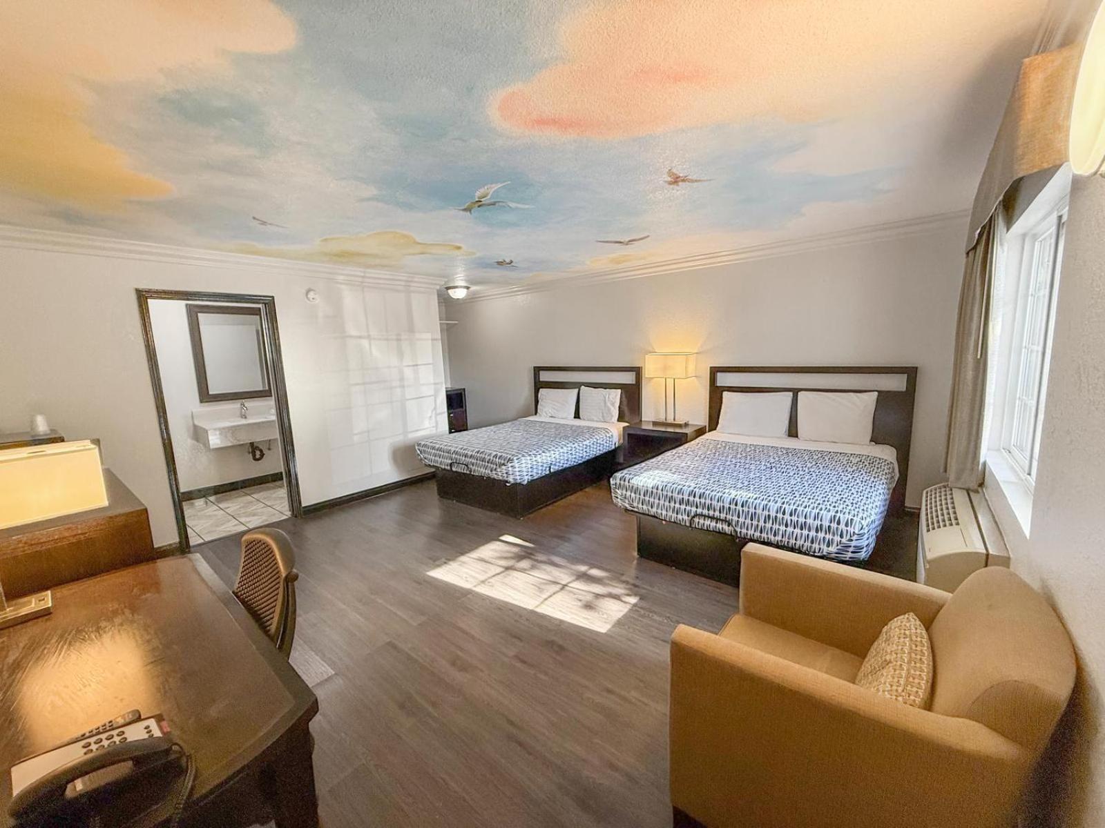 Super 7 Motel - Anaheim Packing District & Disneyland Экстерьер фото