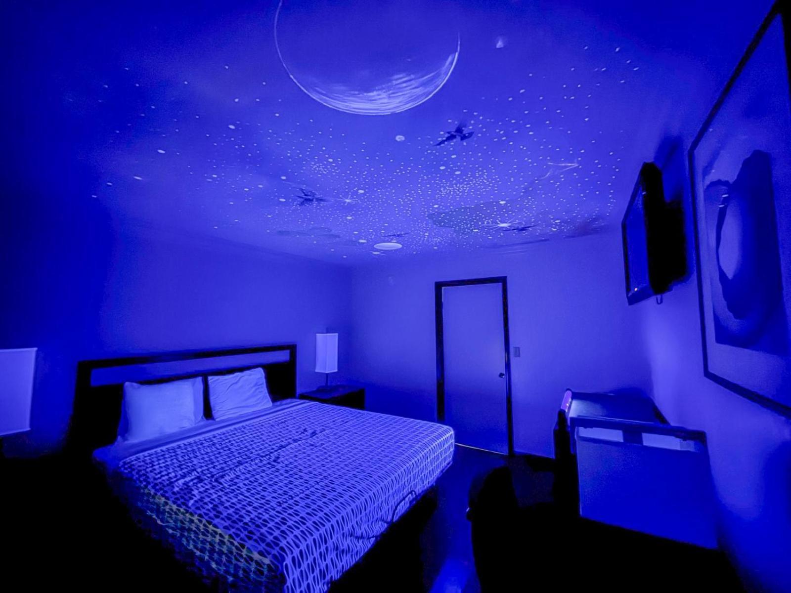 Super 7 Motel - Anaheim Packing District & Disneyland Экстерьер фото